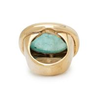 EMERALD AND YELLOW GOLD RING