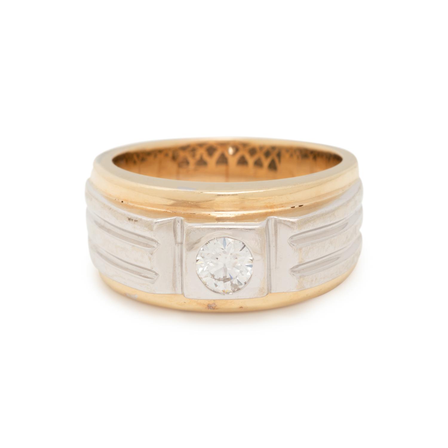 BICOLOR GOLD AND DIAMOND RING