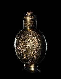 A 22K Yellow Gold Snuff Bottle