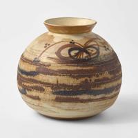 A Wedgwood John Dermer (b 1949) Studio Pottery Vase UK, circa 1972