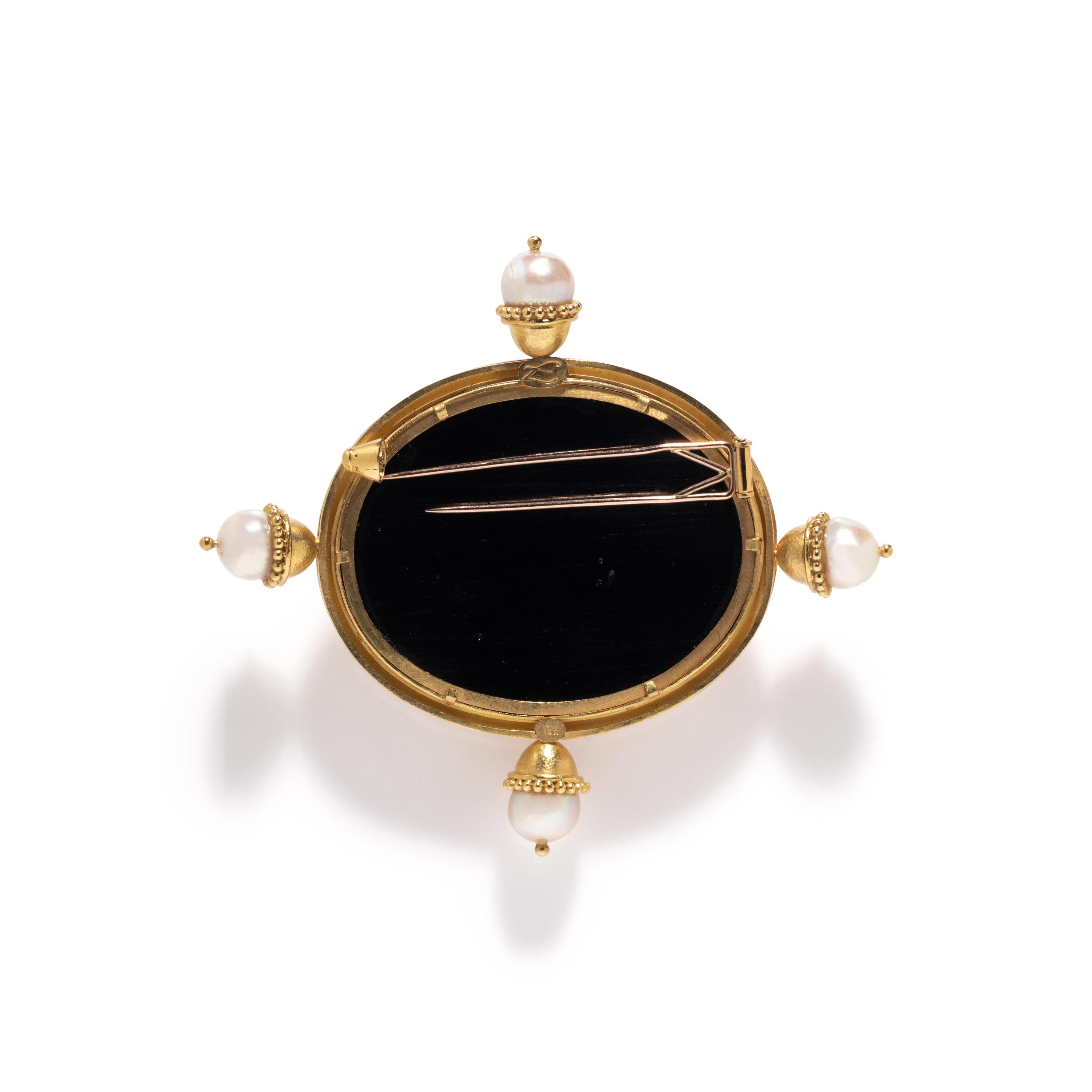 ELIZABETH LOCKE, YELLOW GOLD, CULTURED PEARL AND GLASS CAMEO BROOCH