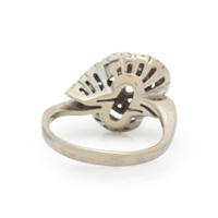 WHITE GOLD AND DIAMOND RING