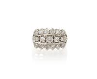 A White Gold and Diamond Ring, 4.10 dwts.