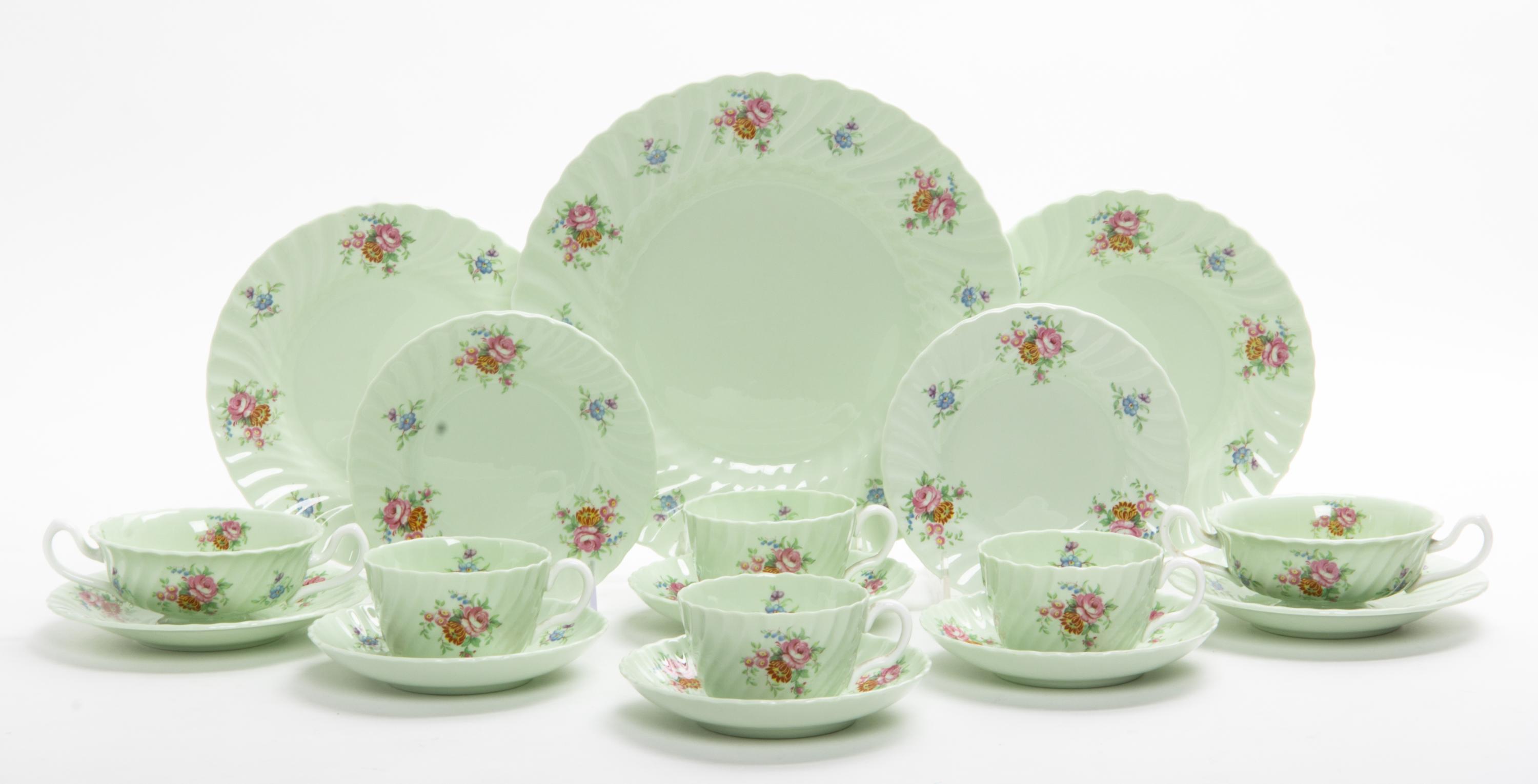 A Minton Porcelain Dinner Service Diameter of dinner plate 10 3/4 inches. — SECOND HALF 20TH CENTURY