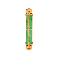 COLLECTION OF YELLOW GOLD AND JADE JEWELRY