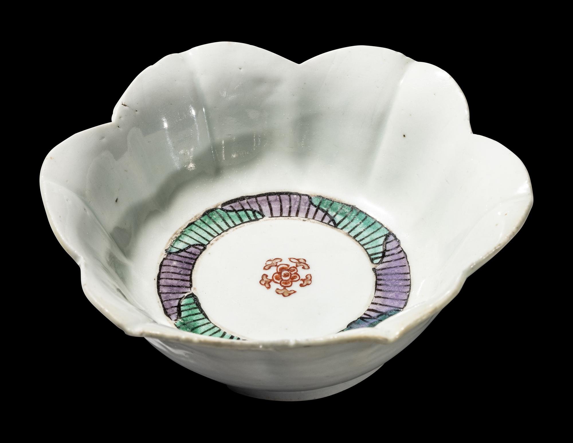 A Japanese Ko-Kutani Porcelain Foliate Dish