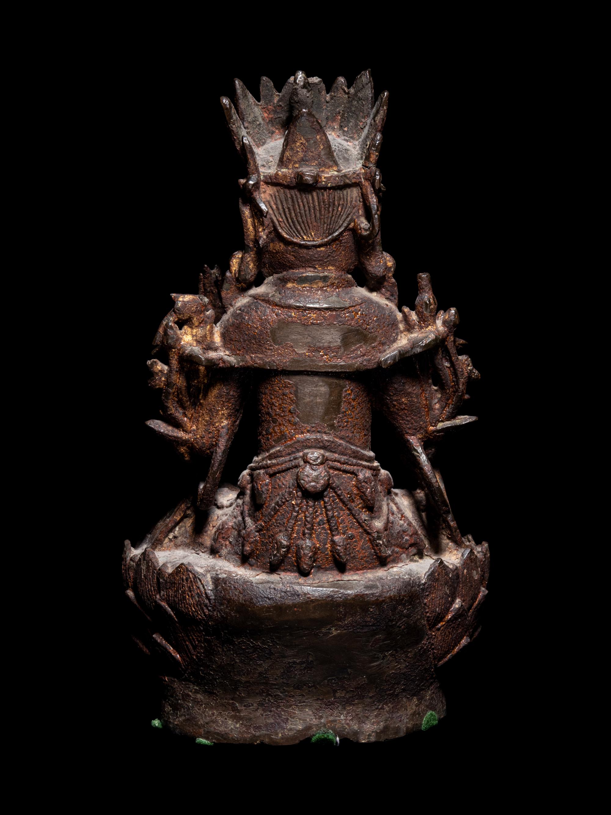 A Chinese Parcel Gilt Bronze Figure of Guanyin