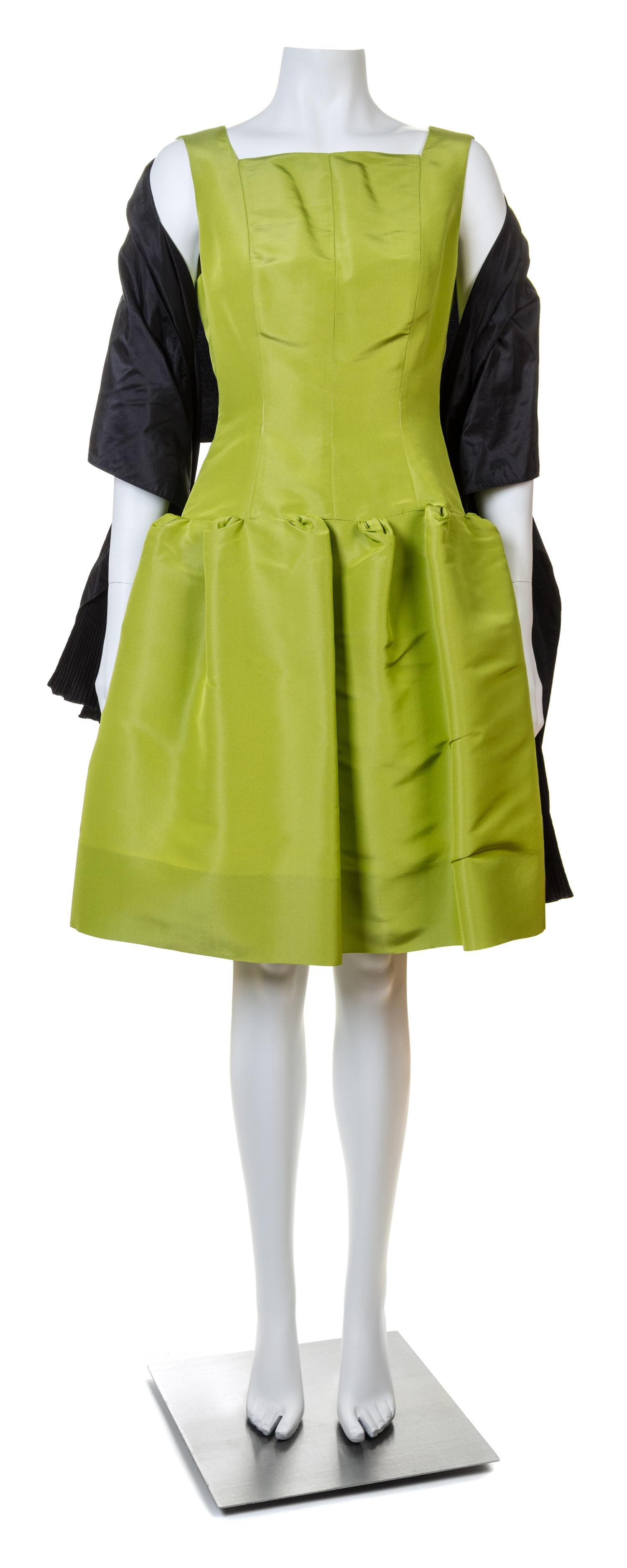 An Oscar de la Renta Chartreuse Silk Sleeveless Cocktail Dress, Size 8; Wrap: 84" x 16.5".
