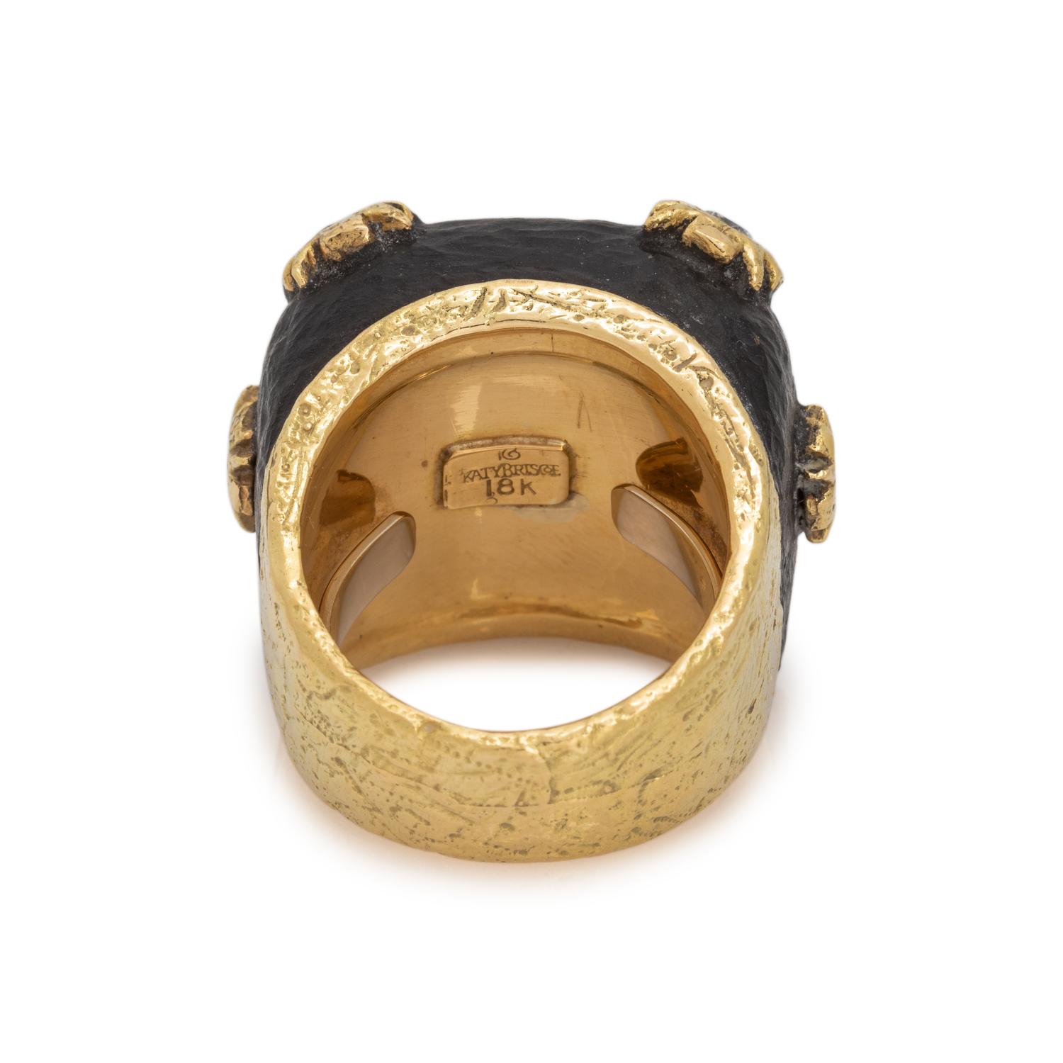 KATY BRISCOE, YELLOW GOLD, JET AND DIAMOND 'DIEZ' RING
