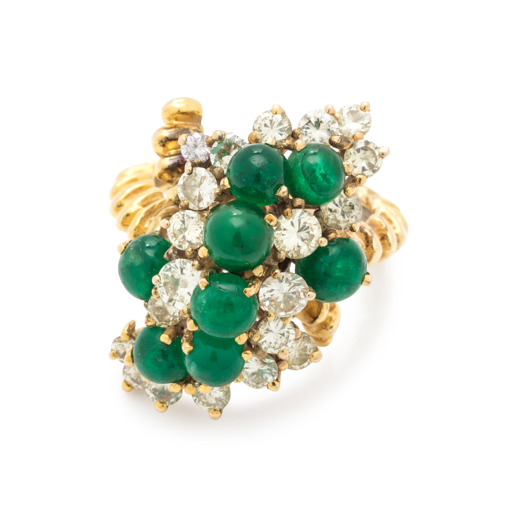 EMERALD AND DIAMOND RING