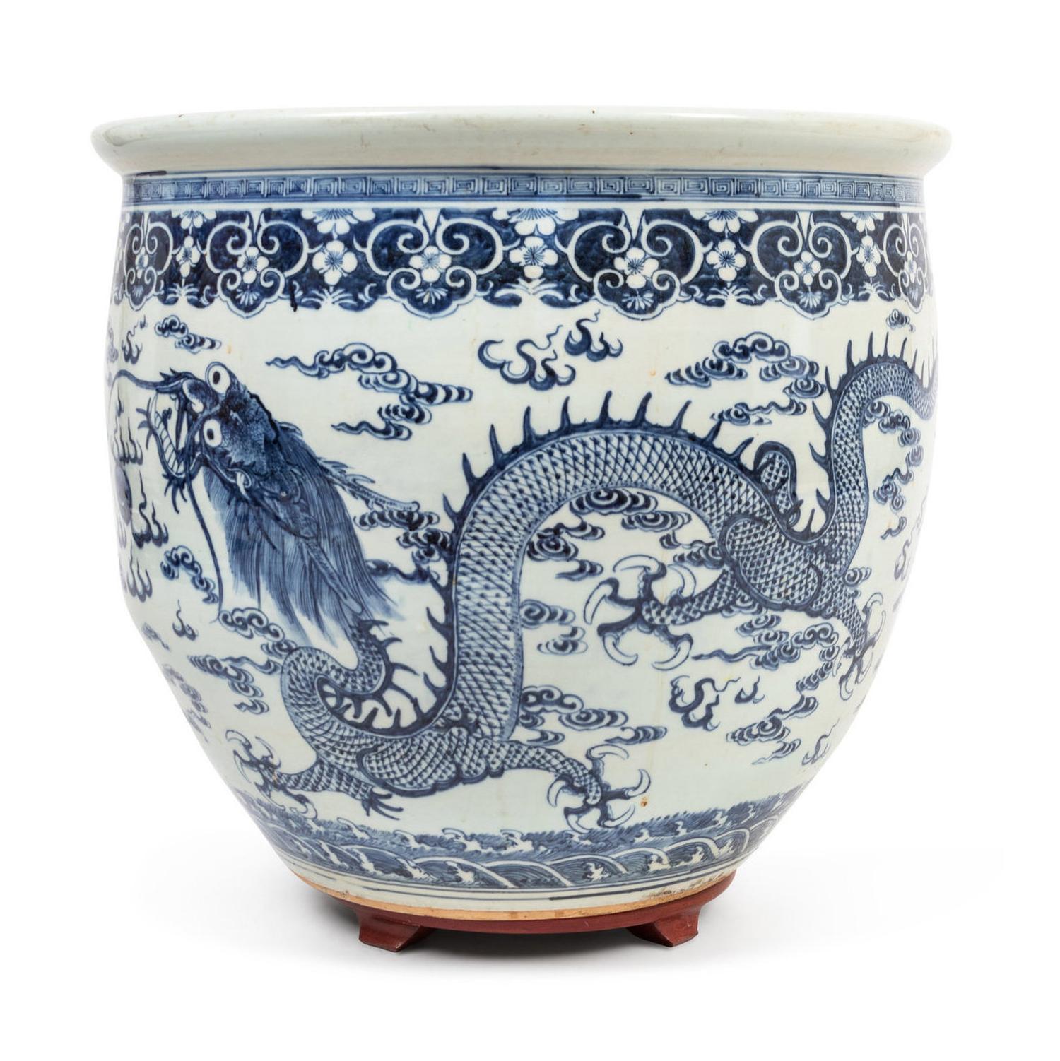 A Chinese Blue and White Porcelain Jardinière