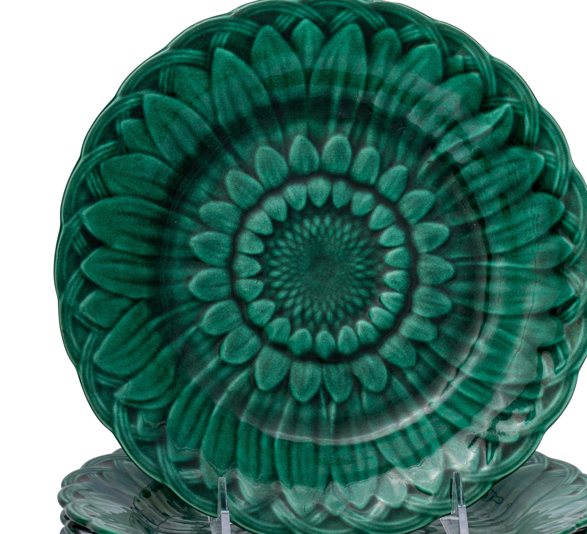 A Set of Fifteen Wedgwood Majolica Plates