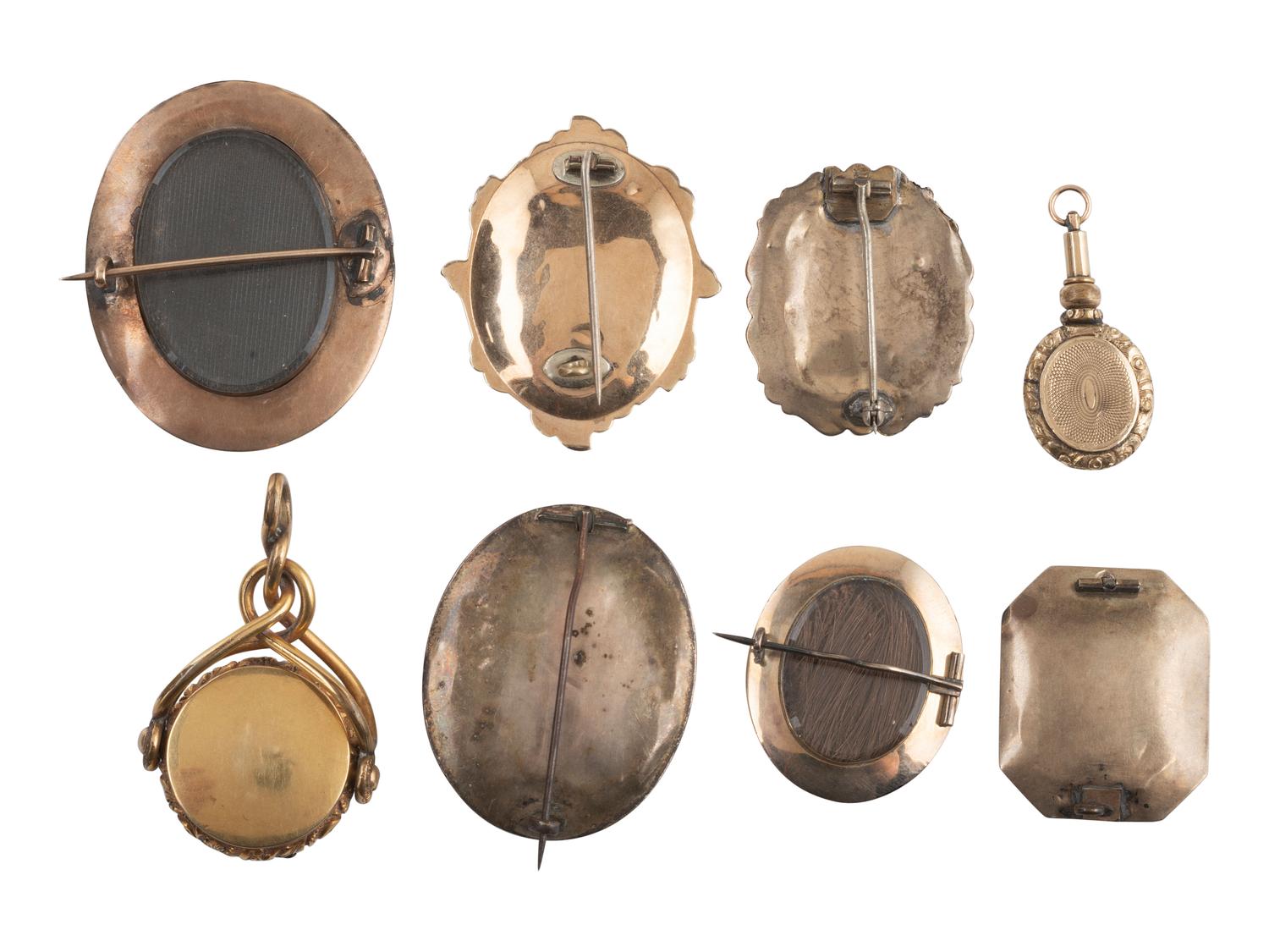[EARLY PHOTOGRAPHY]. 15 assorted pieces of daguerreian jewelry containing 15 daguerreotypes.