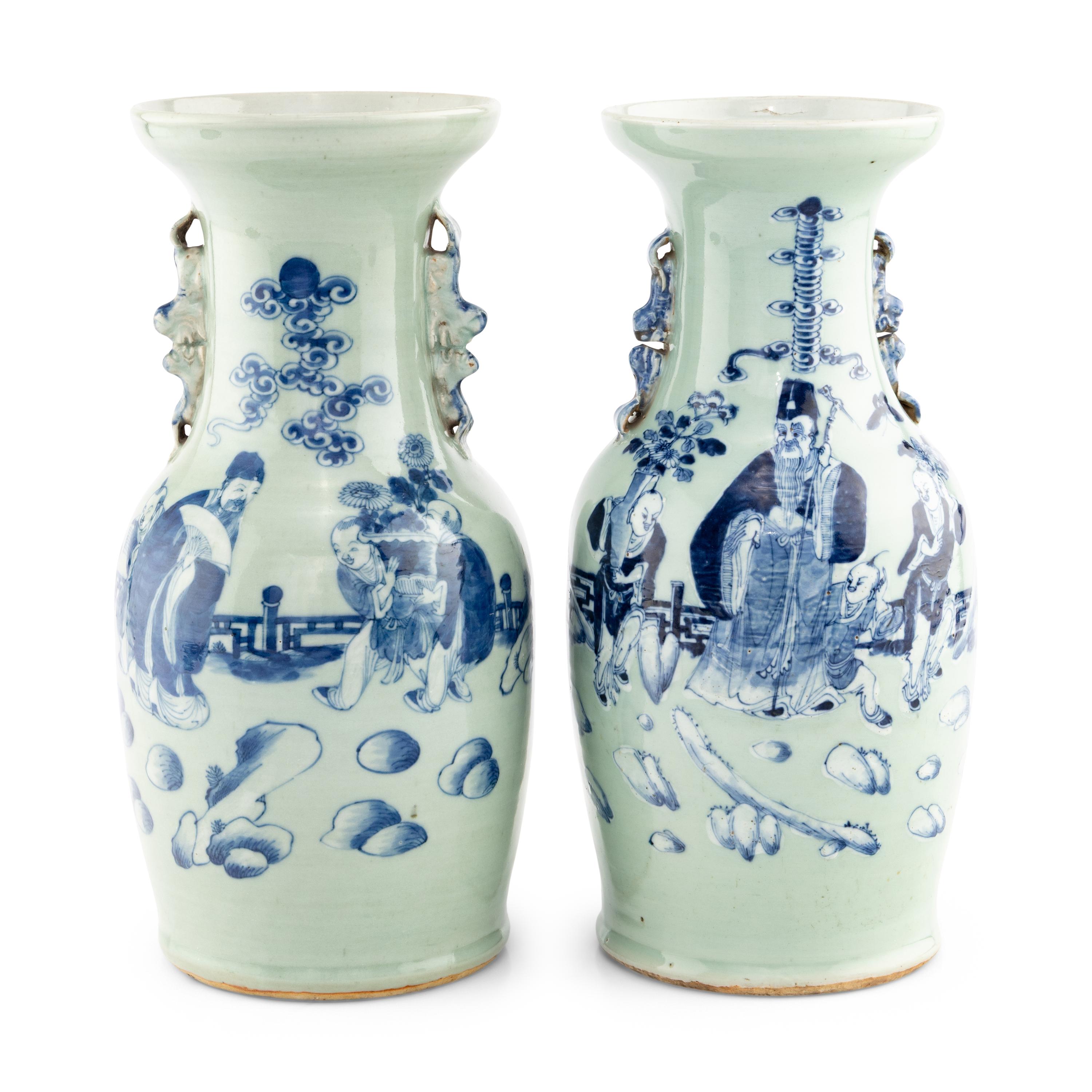 A Pair of Chinese Export Porcelain Vases