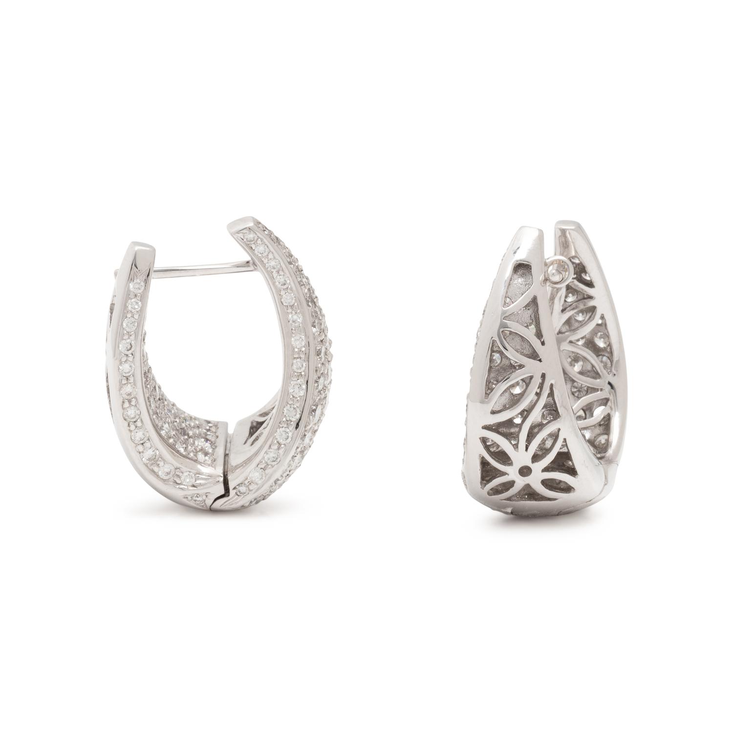 WHITE GOLD AND DIAMOND EARRINGS
