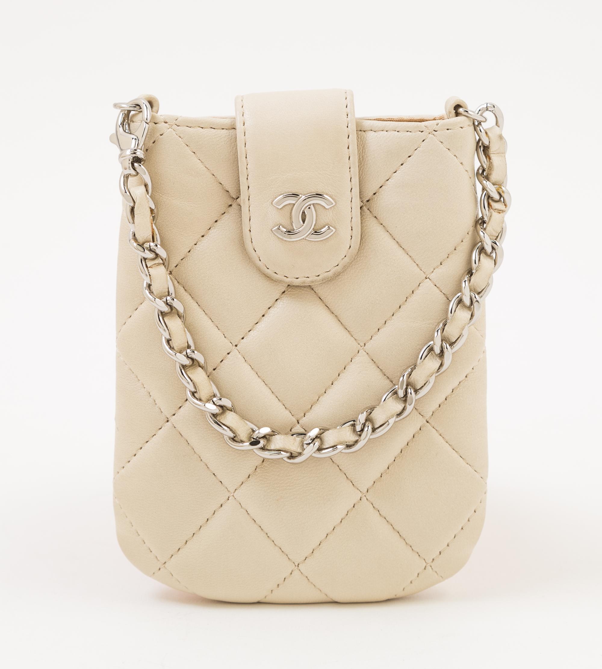 A Chanel Cream Lambskin Quilted Shoulder Bag, 9.5" x 7" x 5.5"; Strap drop: 10".