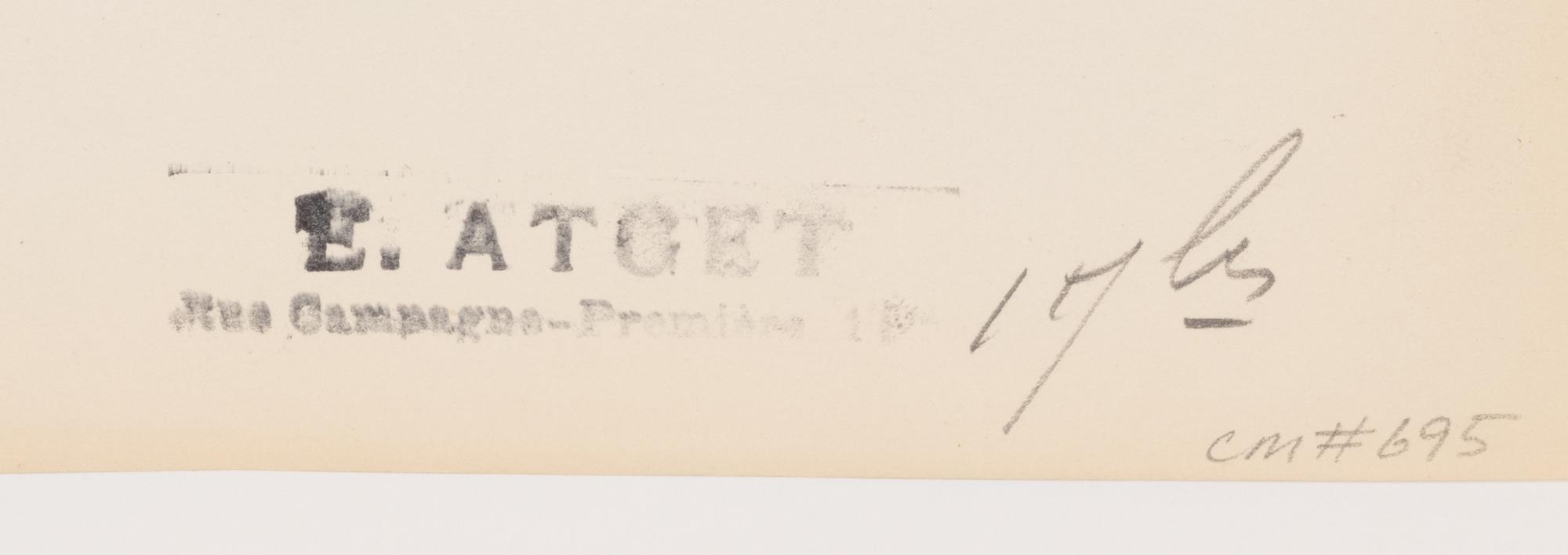 A pair of prints depicting Fontaine Jarente ( Fontaine Jarente - impasse Jarente , 1898; Fontaine Jarente, rue Jarente, 1922)