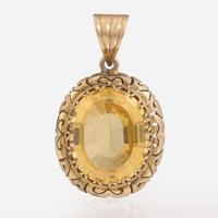 A 14K Yellow Gold and Citrine Pendant