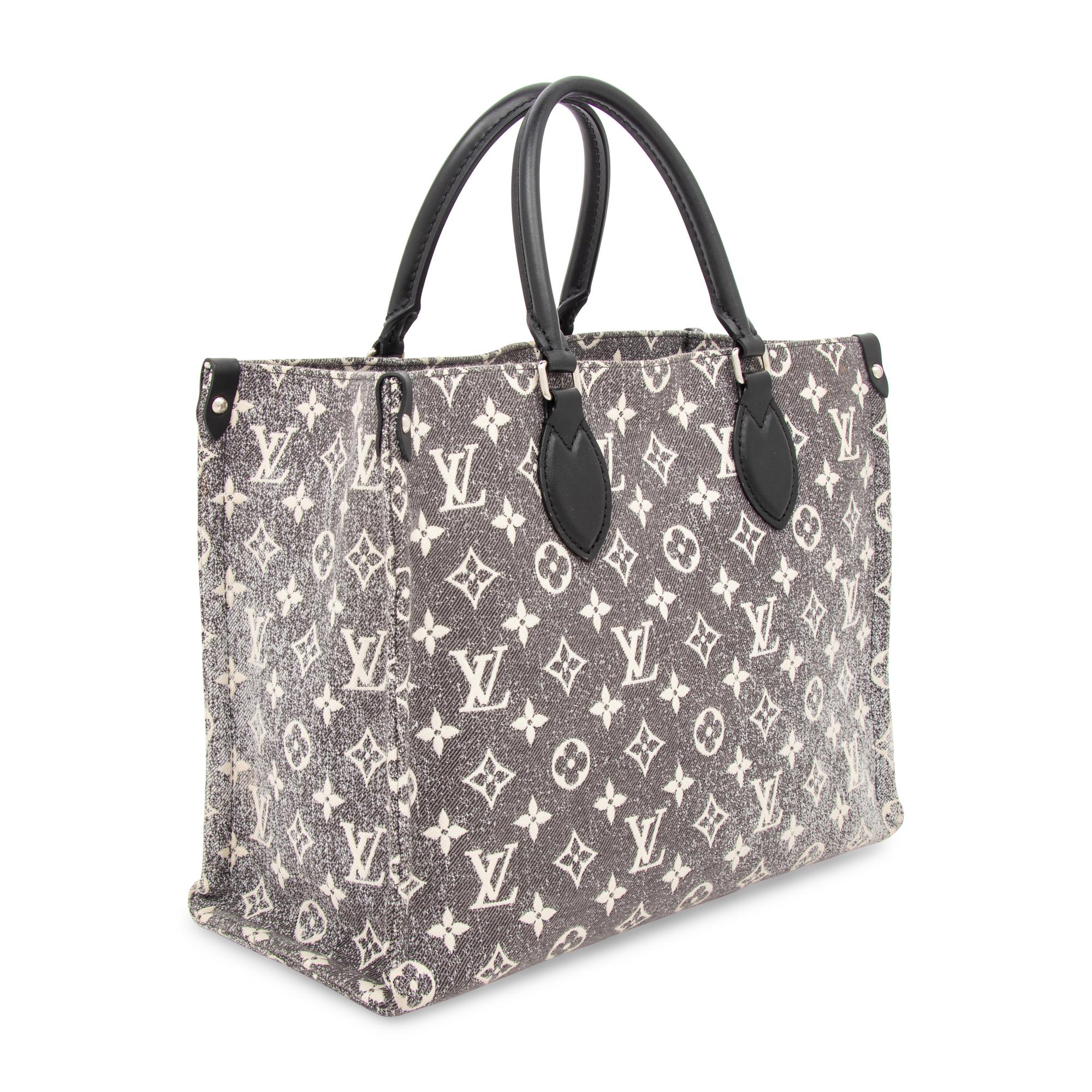 LOUIS VUITTON, ONTHEGO MONOGRAM JACQUARD TOTE