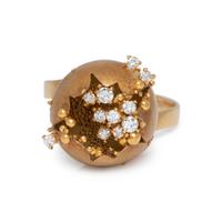 MODERNIST, YELLOW GOLD AND DIAMOND RING