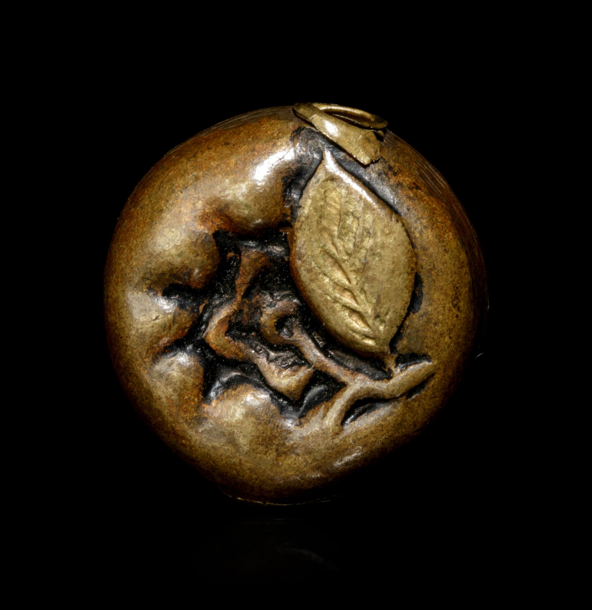 A Bronze Squash-Form Ojime