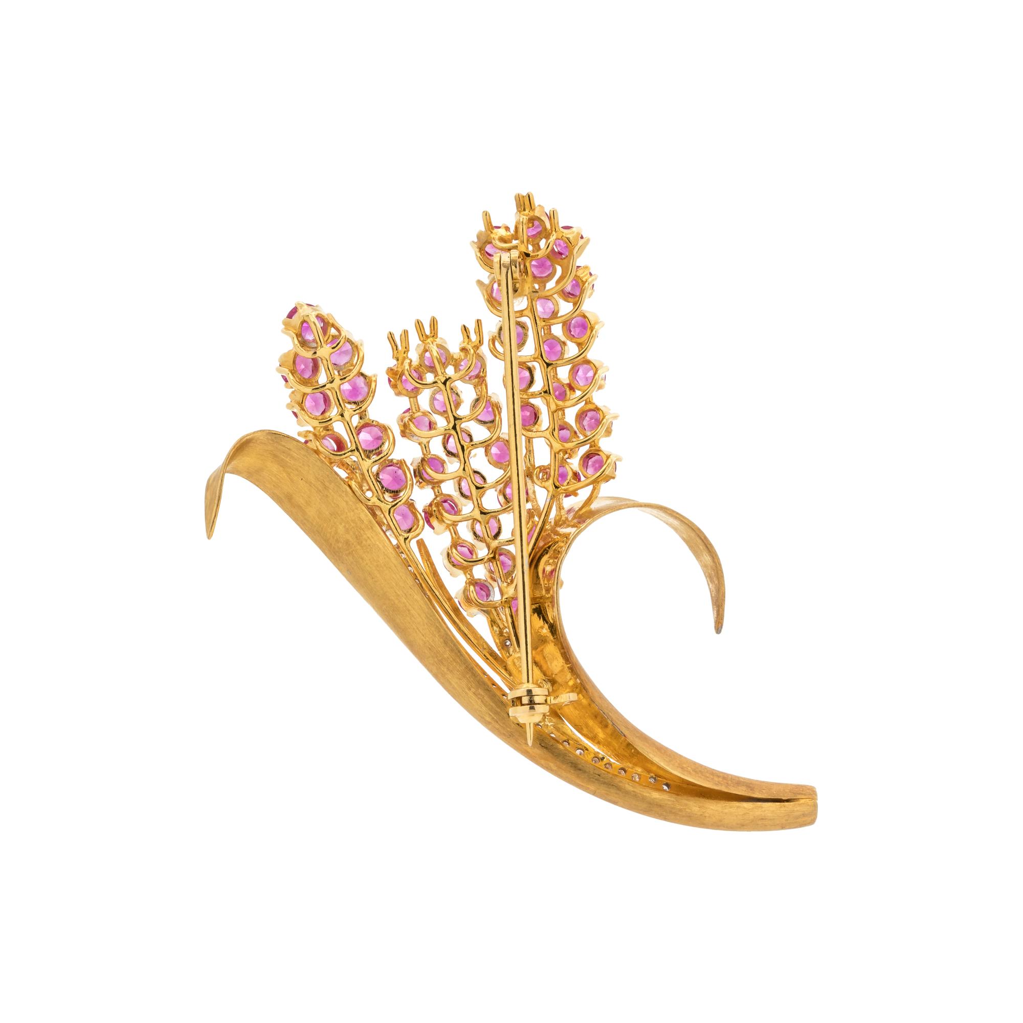 PINK SAPPHIRE AND DIAMOND BROOCH