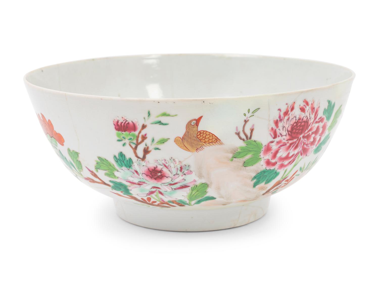 A Chinese Export Porcelain Bowl