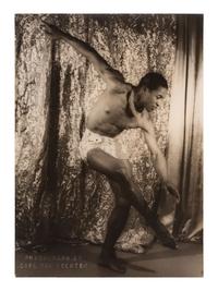 [AFRICAN AMERICANA - PHOTOGRAPHY]. VAN VECHTEN, Carl (1880-1964), photographer. Portrait of Archie Savage, ca 1942.