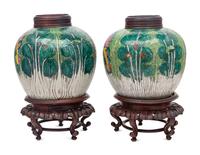 A Pair of Chinese Export Porcelain Jars