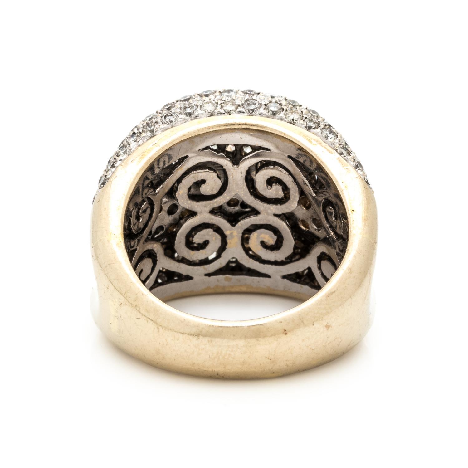 DIAMOND RING
