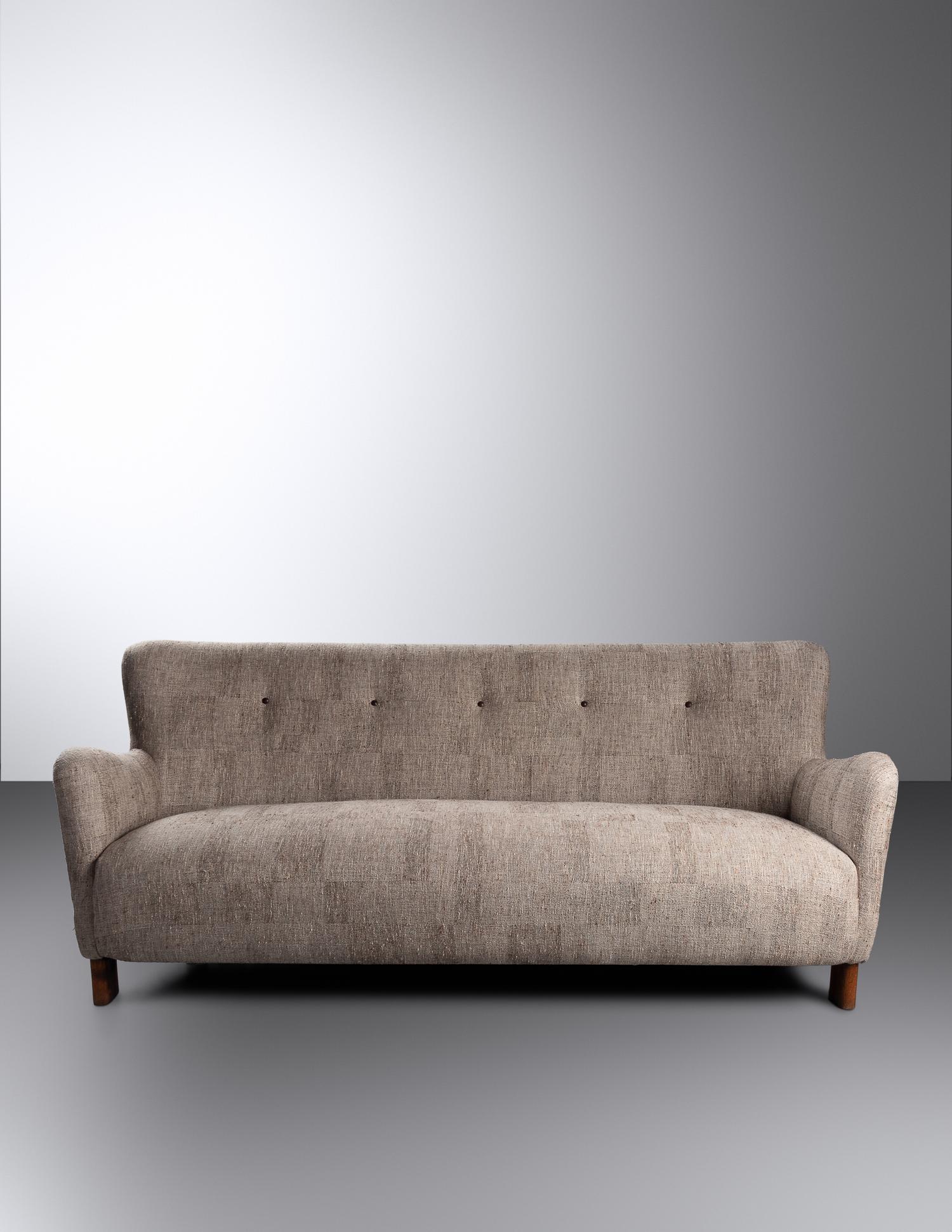 Sofa, model 1669A