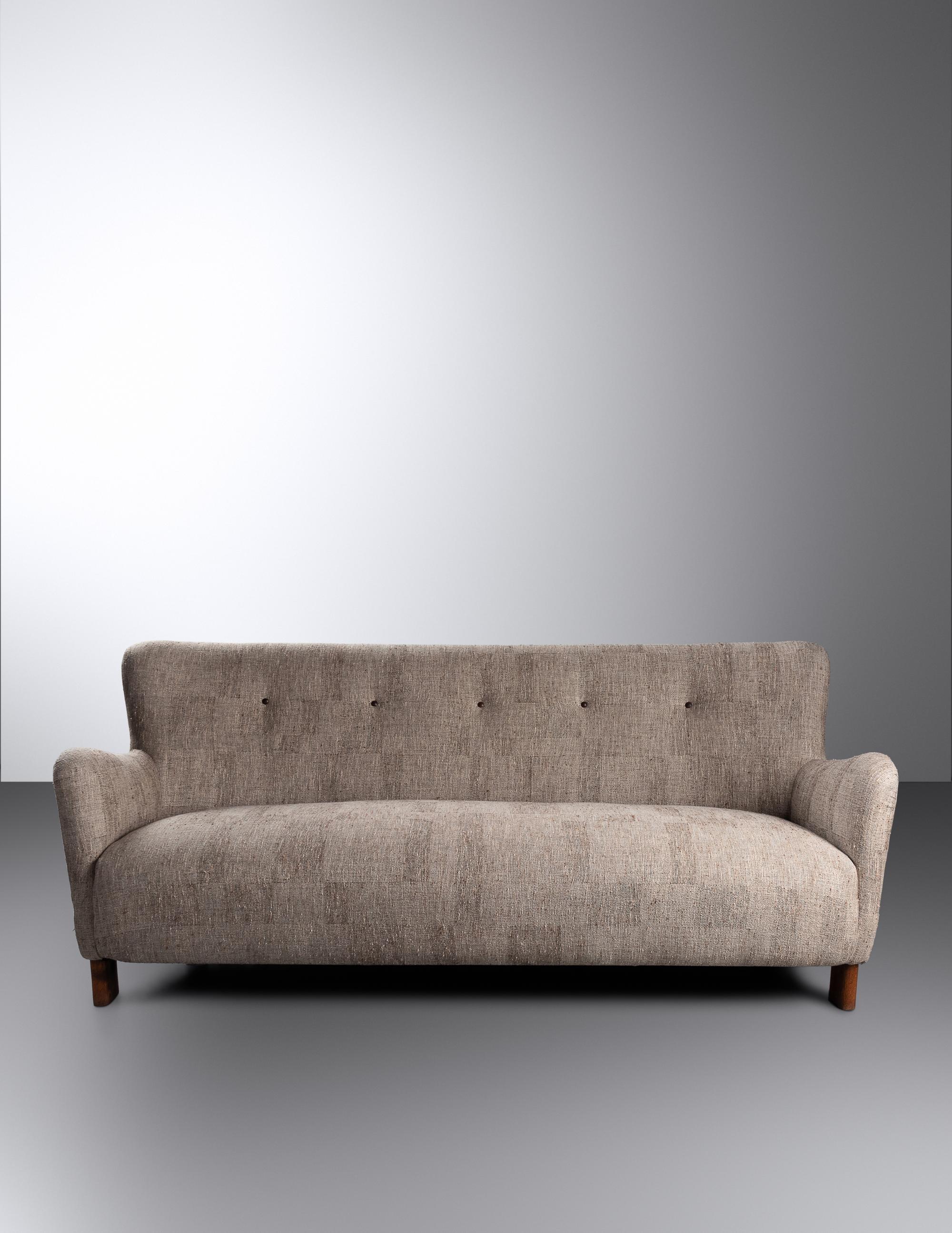 Sofa, model 1669A