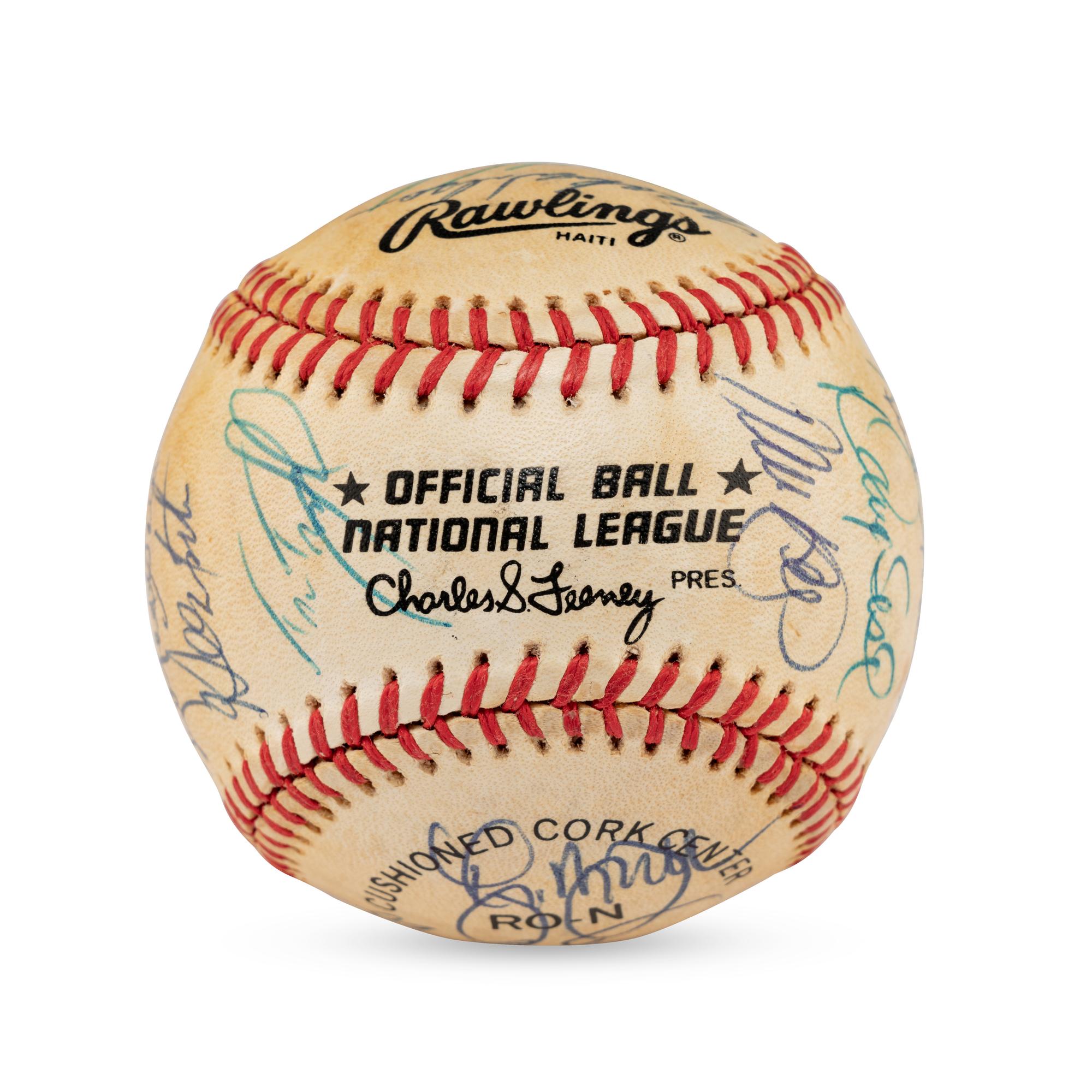 A 1986 World Series Champions New York Mets Team Signed Autograph Baseball (Beckett Authentication Services Letter of Authenticity)