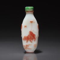 A Chinese Overlay Glass Snuff Bottle, Yangzhou School, Qing Dynasty, Circa 1850-1880 — 1850-1880年 揚州作涅白地套粉紅料秋林牧馬圖鼻煙壺
