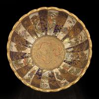 A well-decorated Satsuma lobed bowl, Hodada 萨摩烧花瓣碗 Meiji period ??