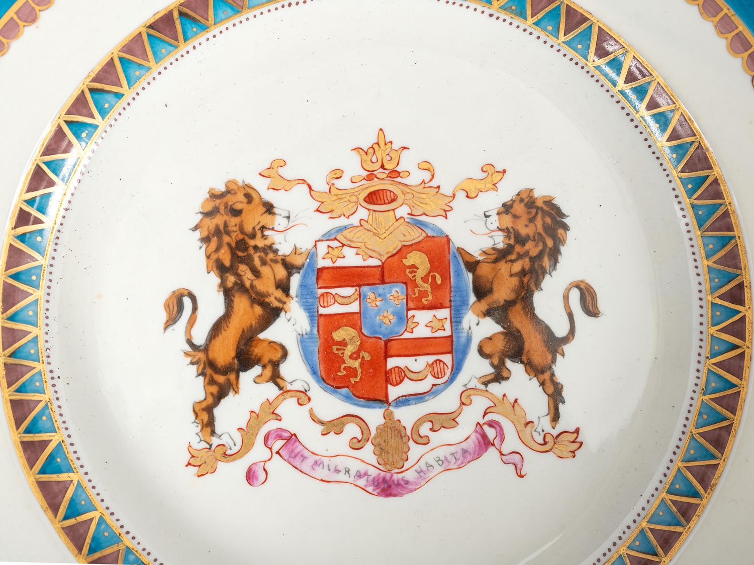 A Samson et Cie Parcel Gilt and Armorial Decorated Part Dinner Service