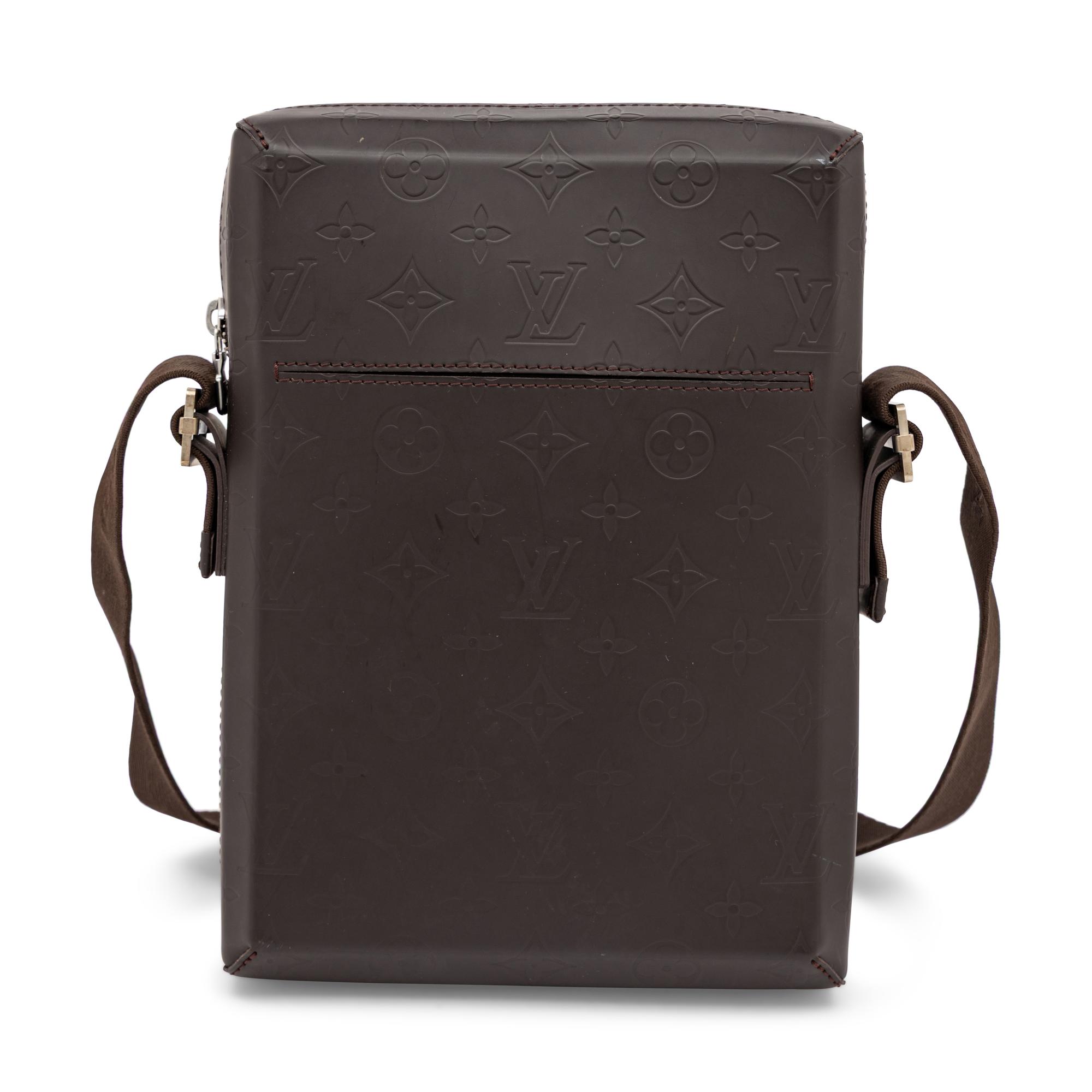 Louis Vuitton, Bobby Messenger Bag