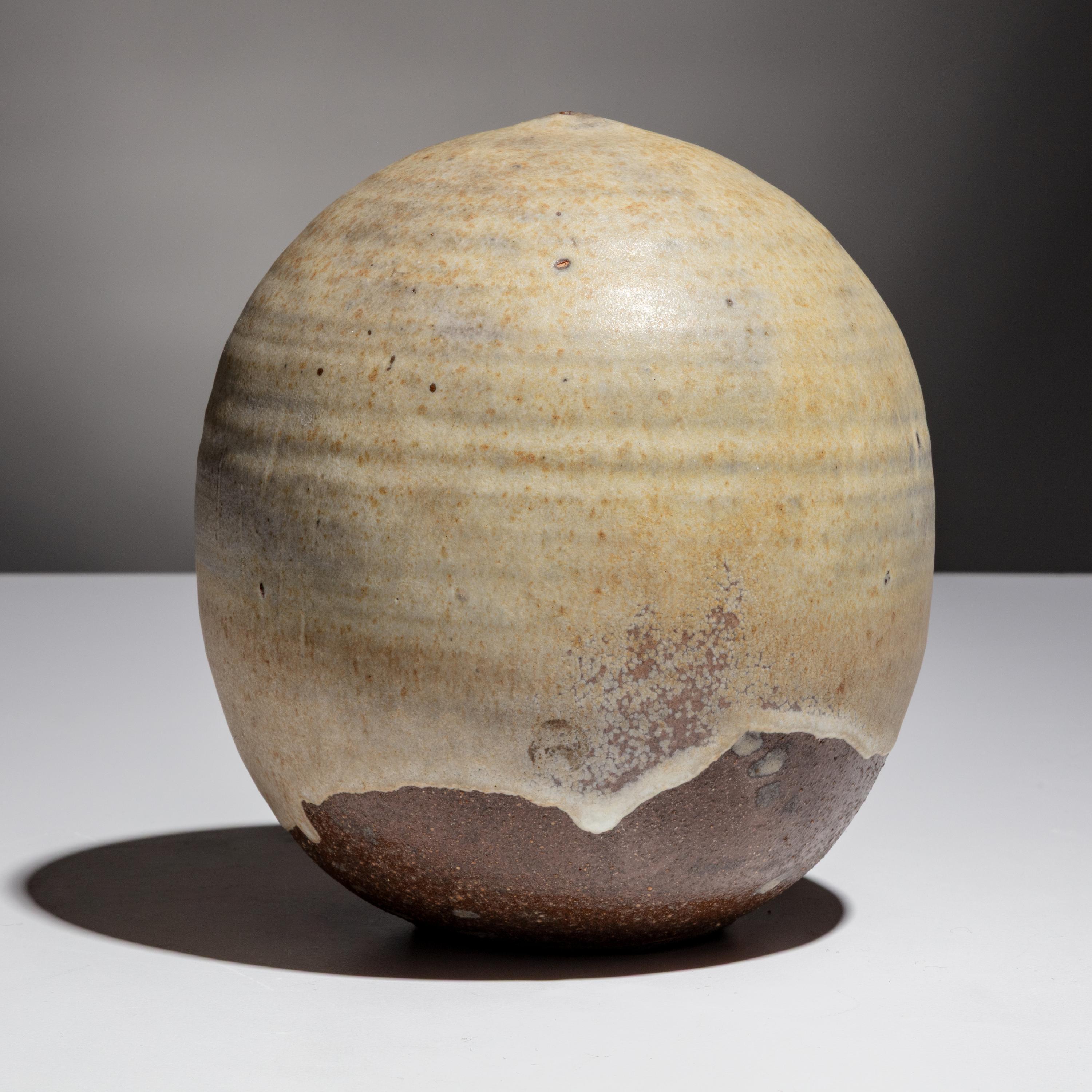 Toshiko Takaezu (American, 1922–2011) — Closed Form with Rattle