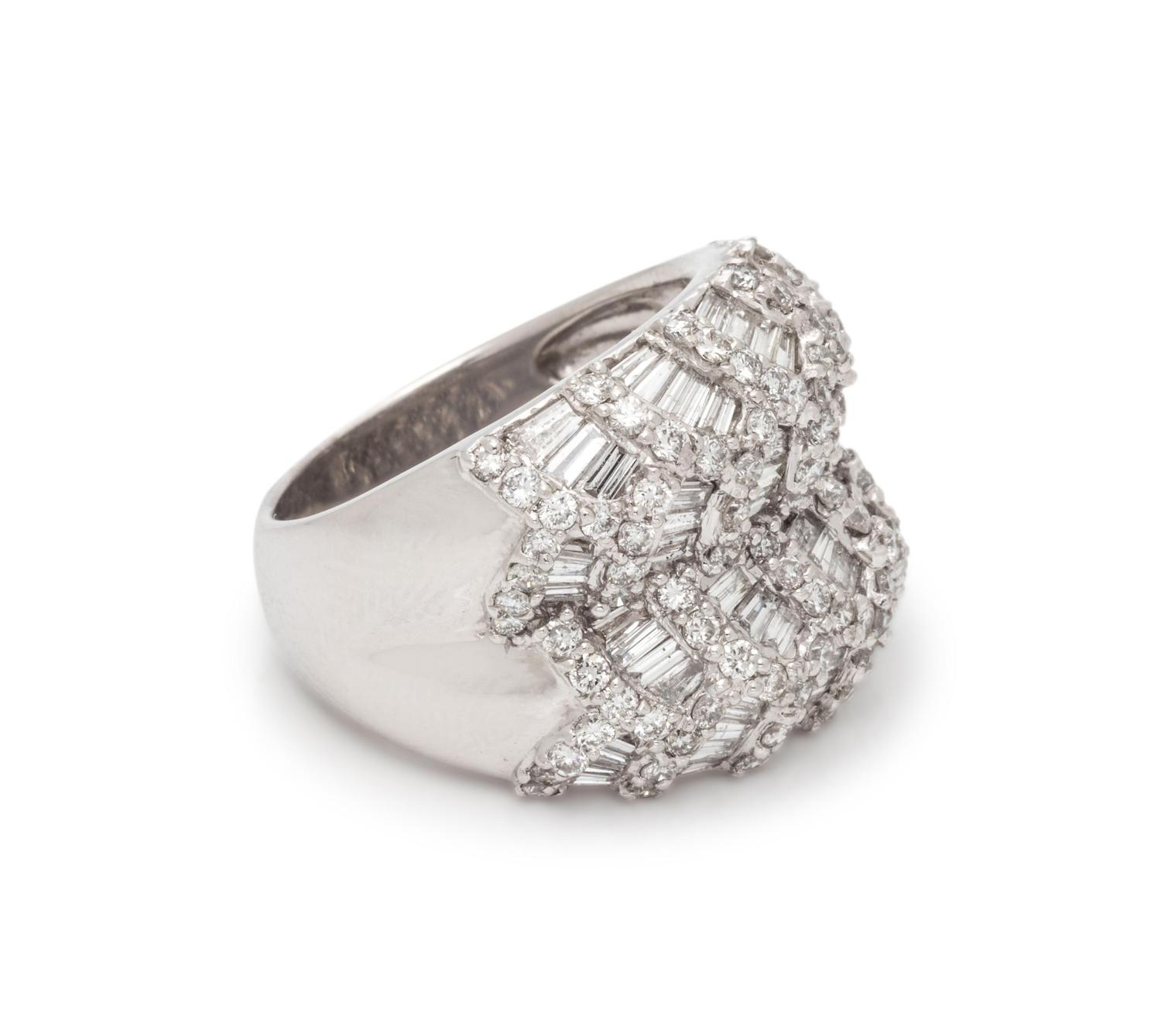 DIAMOND RING