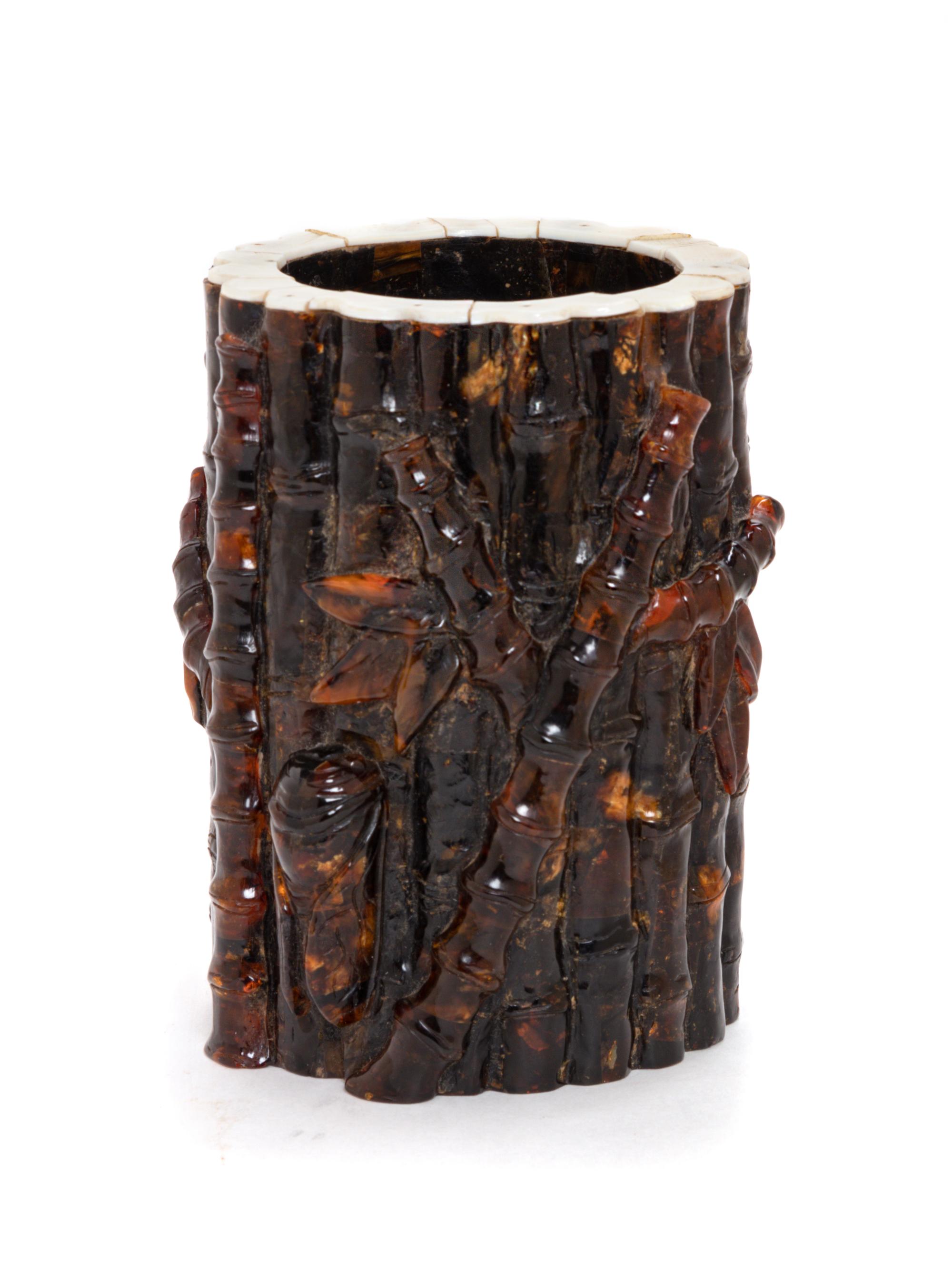 A Chinese Agate Brushpot, Bitong Diameter 4 1/8 inches. — 20TH CENTURY