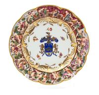 A Capodimonte Porcelain Armorial Plate Diameter 10 1/4 inches. — 19TH CENTURY