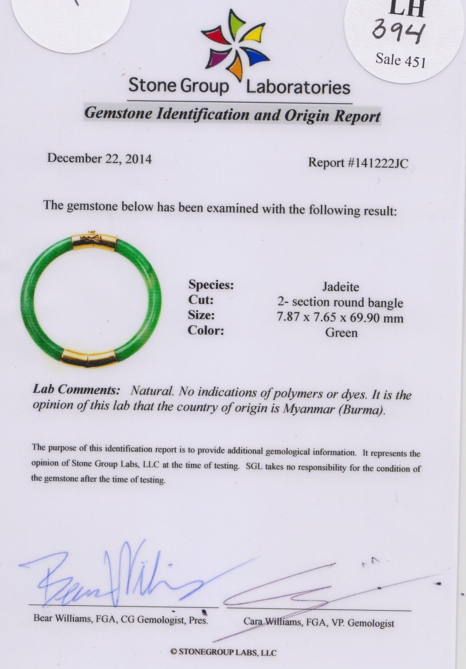 A Yellow Gold and Jadeite Jade Bangle Bracelet, 22.70 dwts.