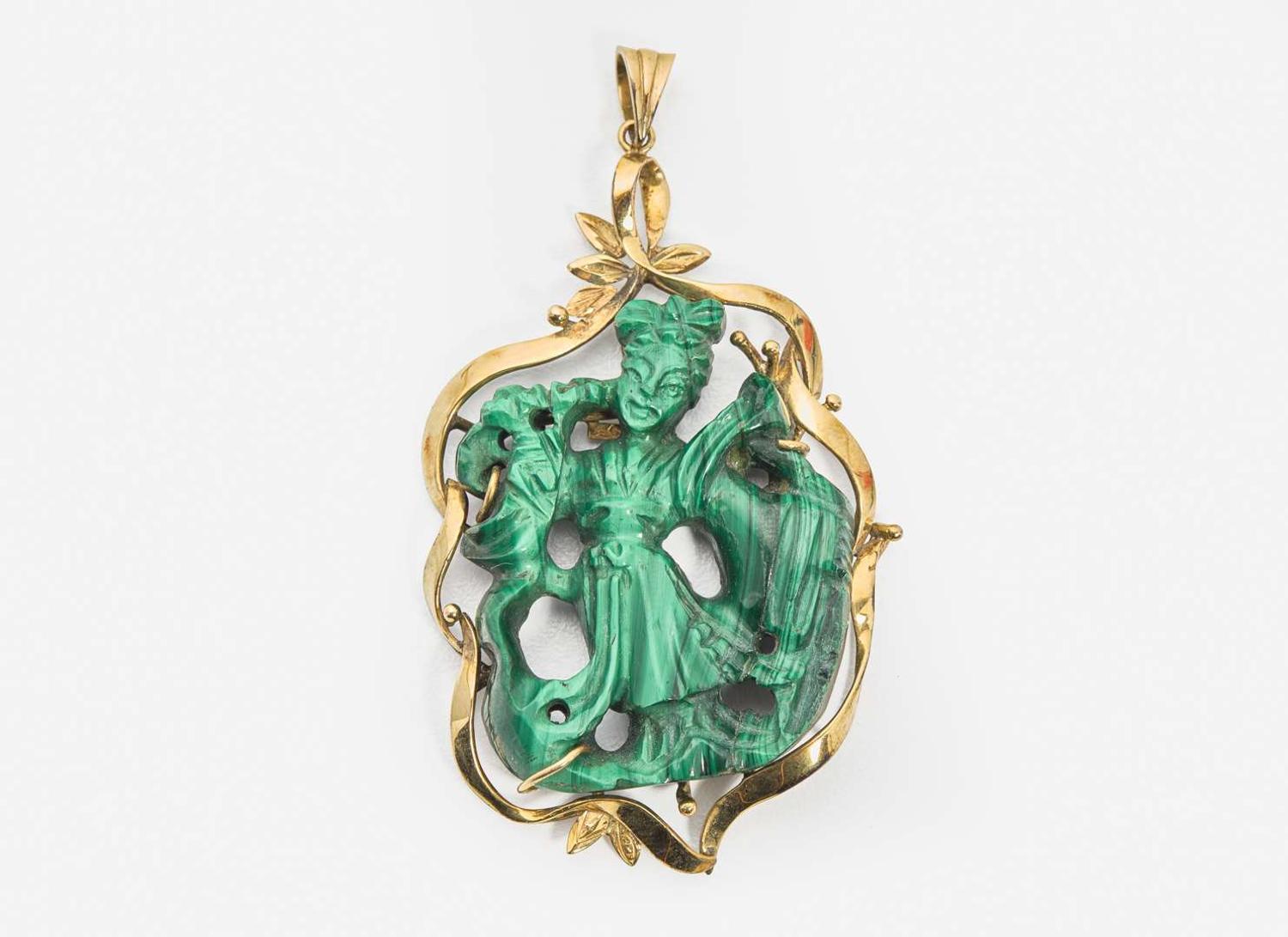 A 14K Yellow Gold and Malachite Pendant