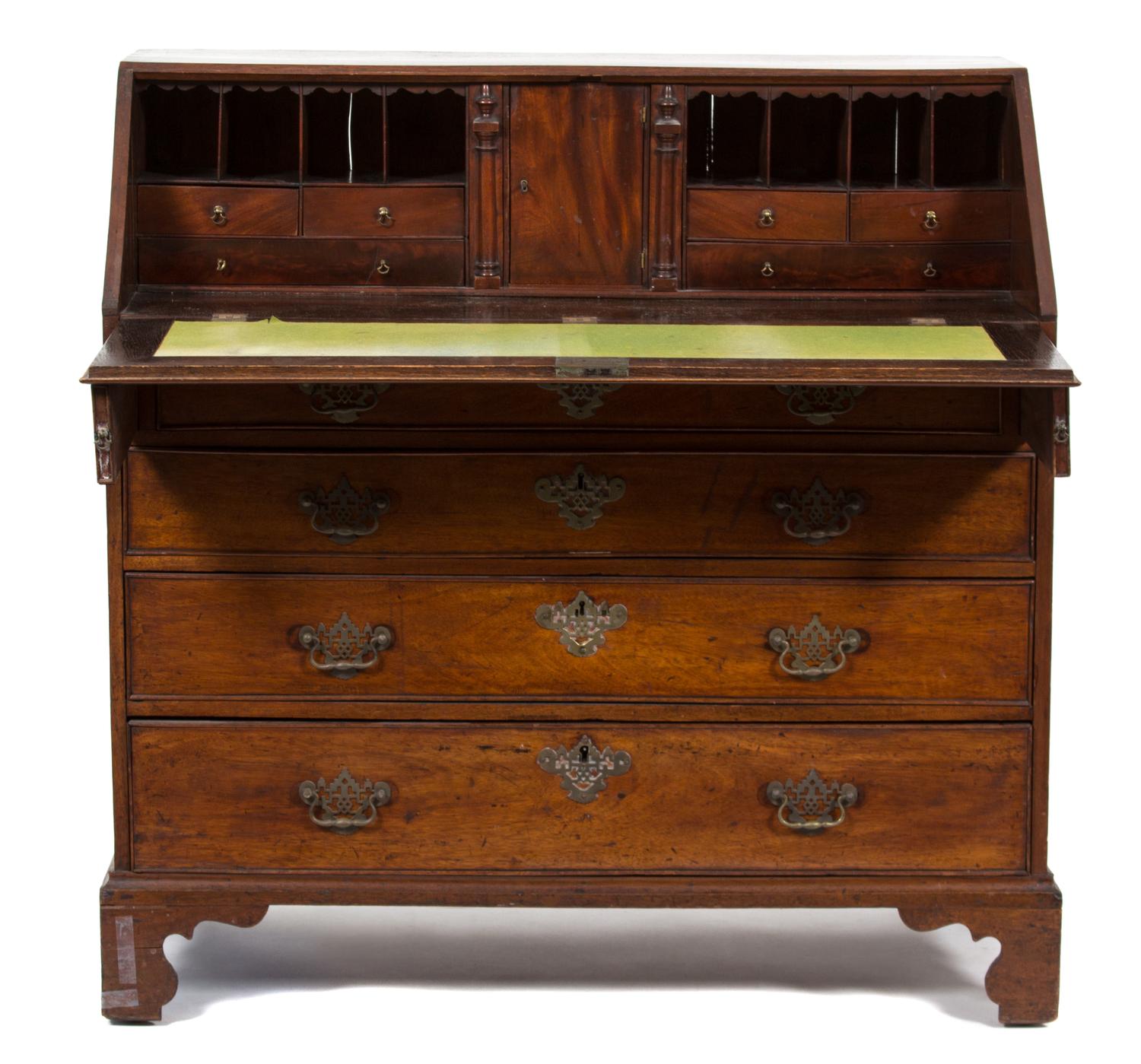 A George III Mahogany Slant Front Desk Height 42 1/2 x width 43 x depth 21 1/4 inches. — 19TH CENTURY
