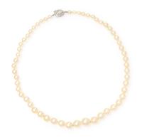A Graduated Single Strand Cultured Pearl Necklace,