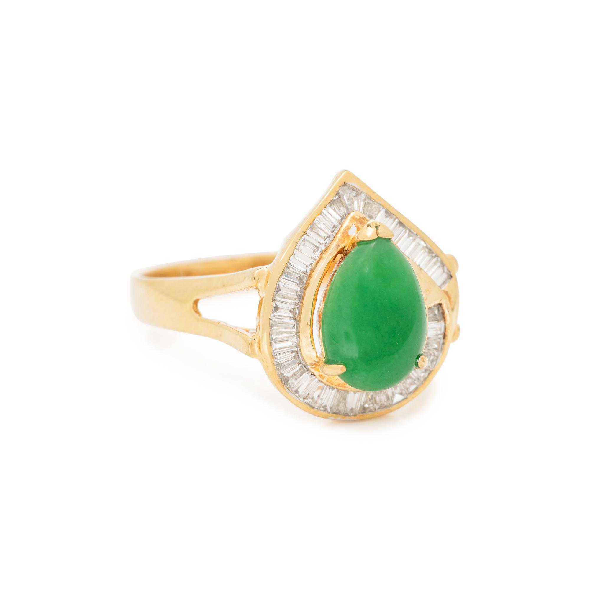COLLECTION OF YELLOW GOLD AND GEMSTONE JEWELRY