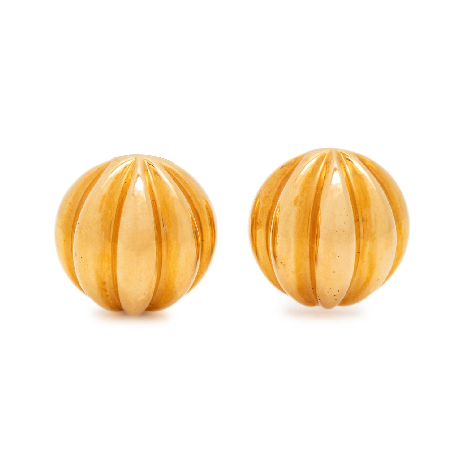 YELLOW GOLD EARCLIPS