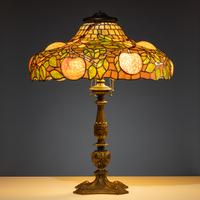 Apple table lamp