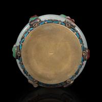 A Chinese jadeite and hardstone-embellished silver box and cover 翡翠宝石镶嵌银盖盒 20th century ????