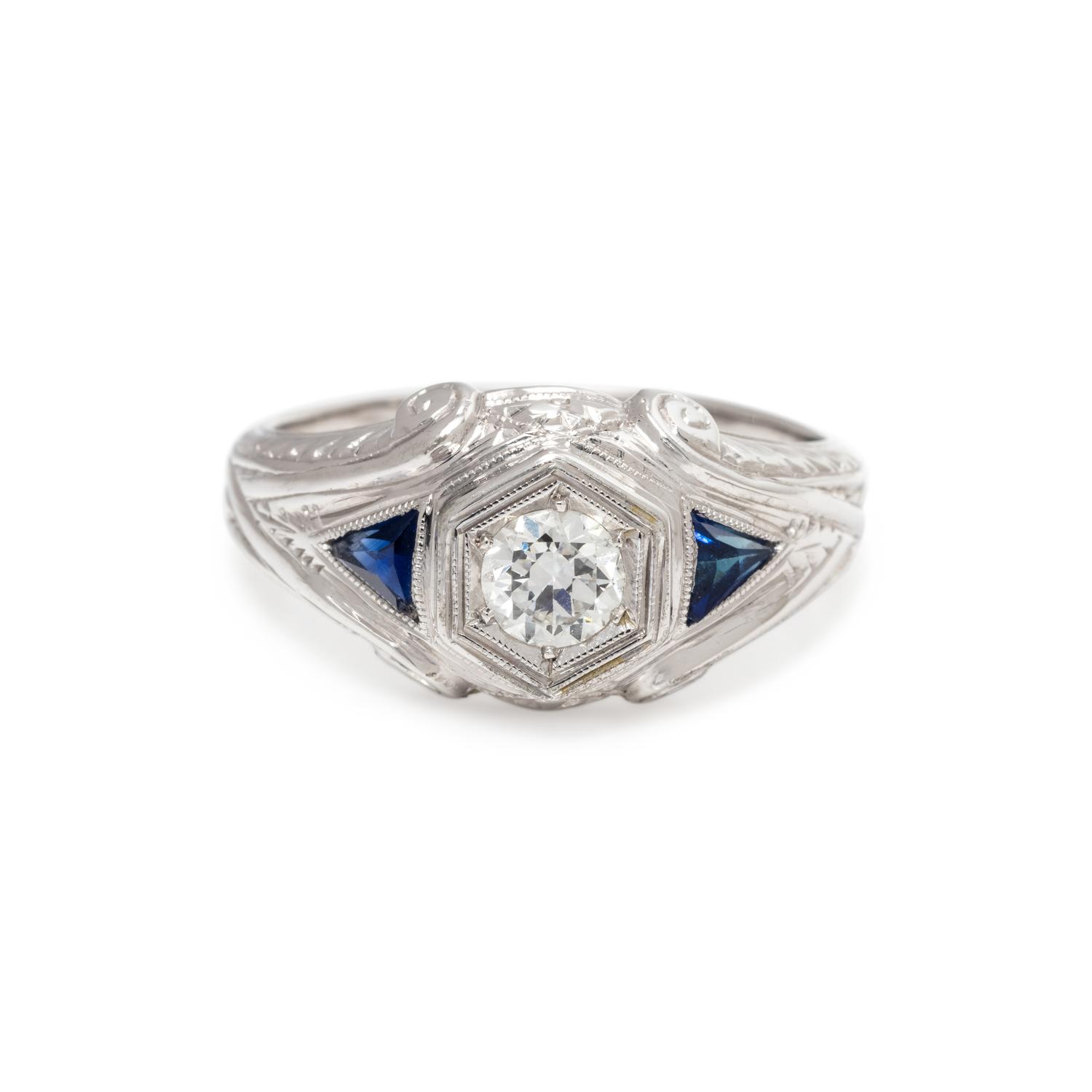 DIAMOND AND SYNTHETIC SAPPHIRE RING